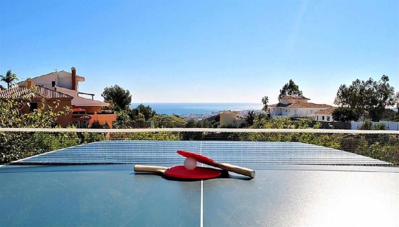 Holiday Villa In 10 Min From Fuengirola Beach With Sea Views Pool Bbq Parking Wifi Aircon Big Garden มิฮาส ภายนอก รูปภาพ