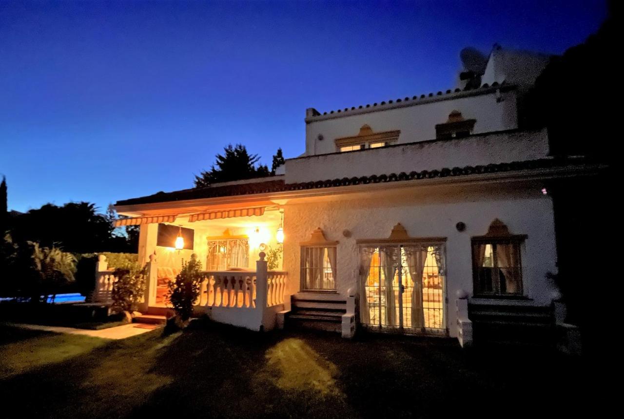 Holiday Villa In 10 Min From Fuengirola Beach With Sea Views Pool Bbq Parking Wifi Aircon Big Garden มิฮาส ภายนอก รูปภาพ