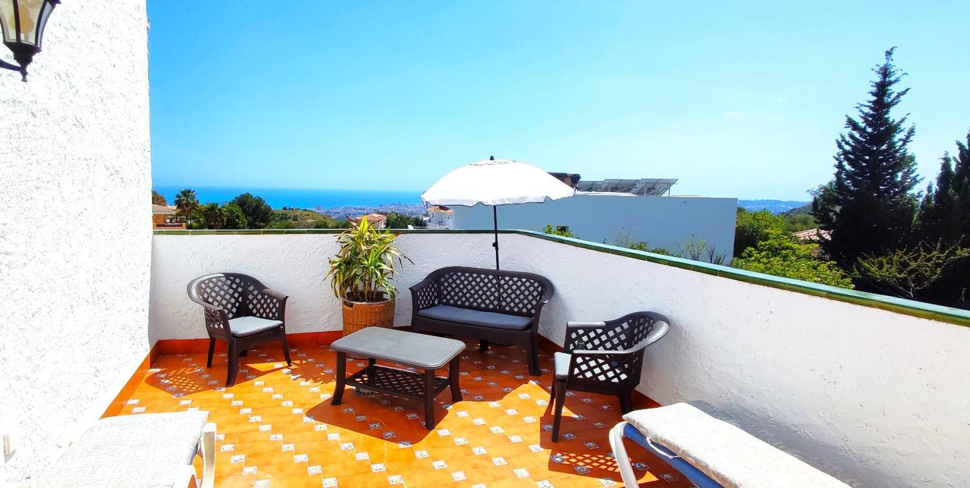 Holiday Villa In 10 Min From Fuengirola Beach With Sea Views Pool Bbq Parking Wifi Aircon Big Garden มิฮาส ภายนอก รูปภาพ