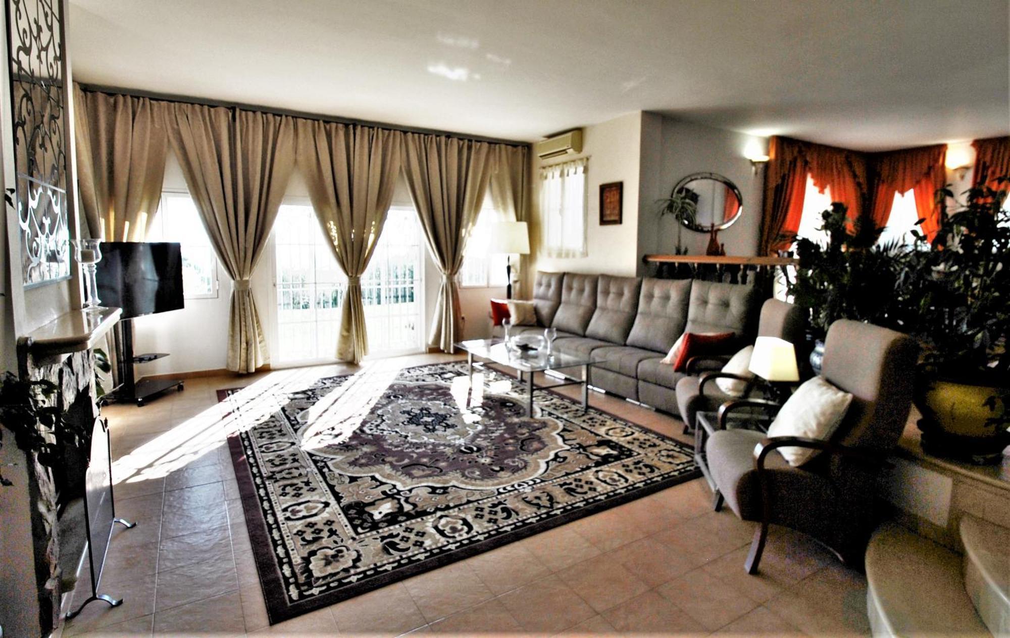 Holiday Villa In 10 Min From Fuengirola Beach With Sea Views Pool Bbq Parking Wifi Aircon Big Garden มิฮาส ภายนอก รูปภาพ