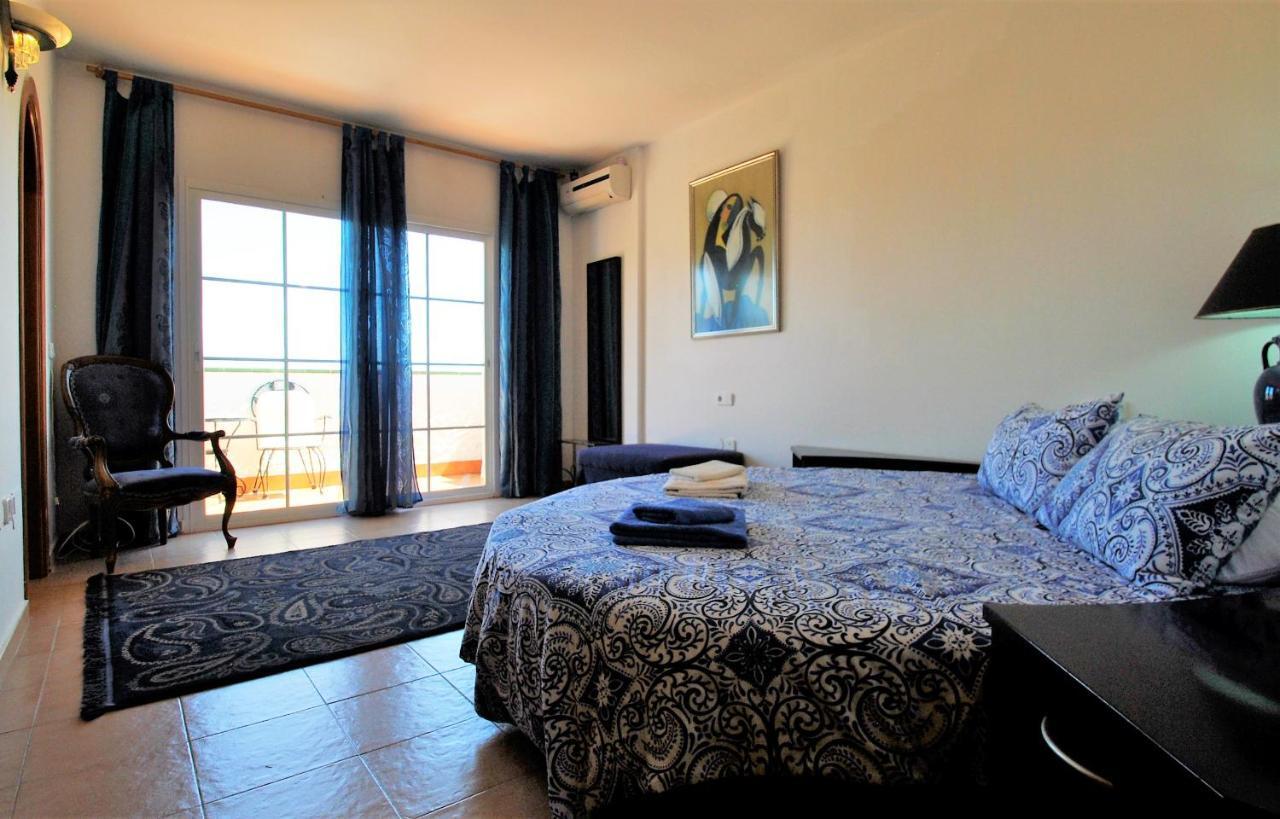 Holiday Villa In 10 Min From Fuengirola Beach With Sea Views Pool Bbq Parking Wifi Aircon Big Garden มิฮาส ภายนอก รูปภาพ